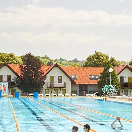 Thermal Apartments レンダヴァ エクステリア 写真