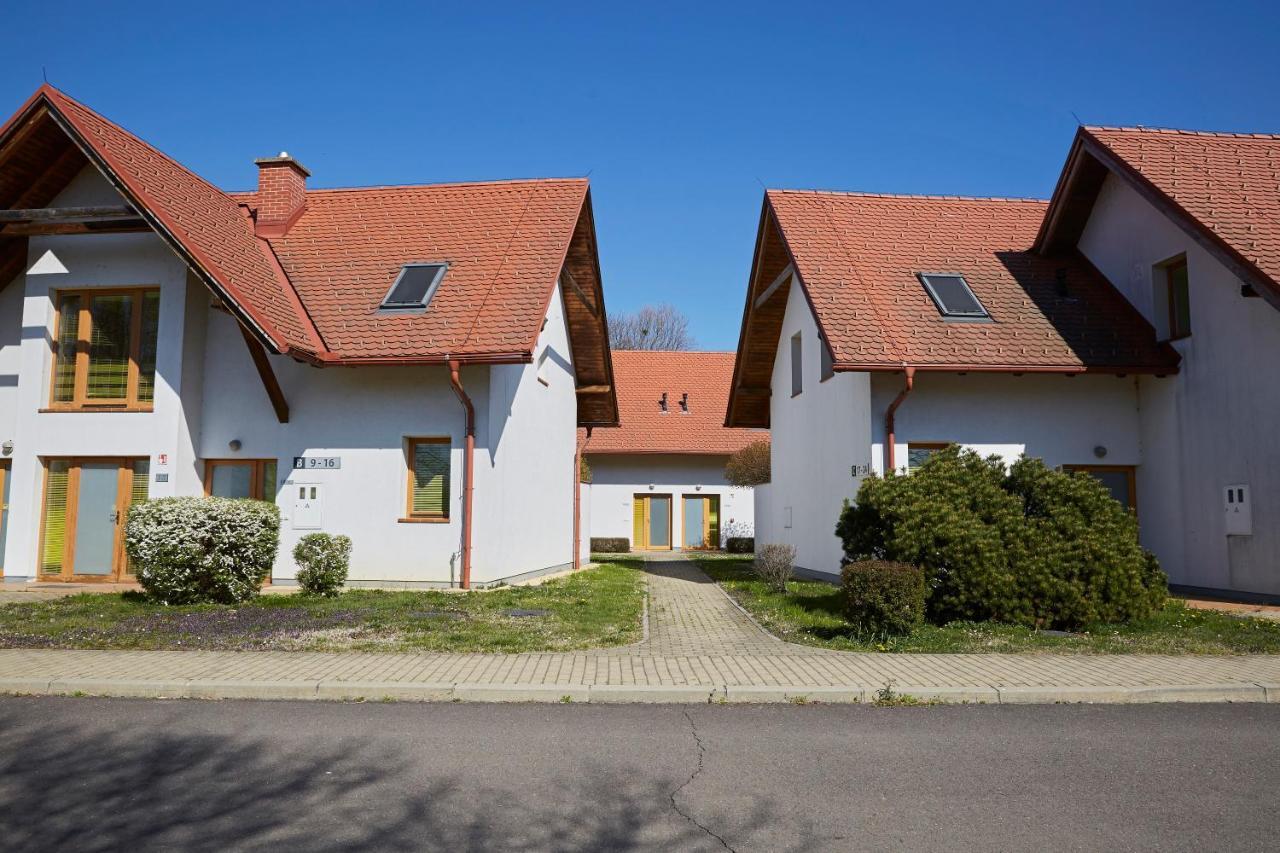 Thermal Apartments レンダヴァ エクステリア 写真
